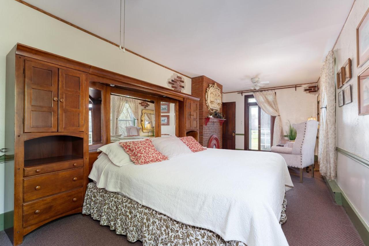 Saratoga Farmstead B&B 사라토가 스프링스 외부 사진
